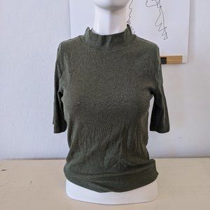 SALE! H&M olive turtle neck 3/4 sleeve sweater
